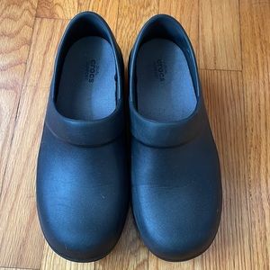 Crocs- size 8- barely used